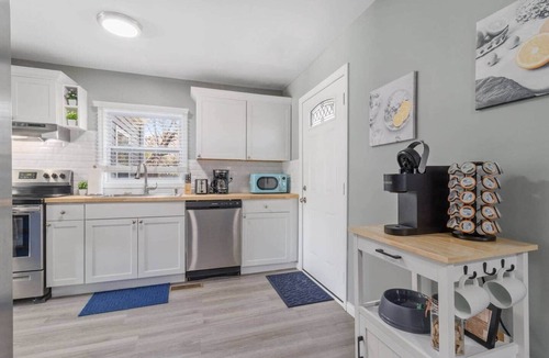 Lupton City House | Dog Friendly, Family Friendly, Minutes to Downtown
