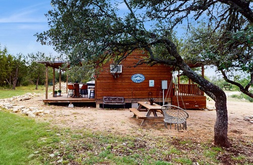 Fredericksburg Cabin | Dog-friendly gem on 11 acres w/valley views, deck, gas grill, fireplace
