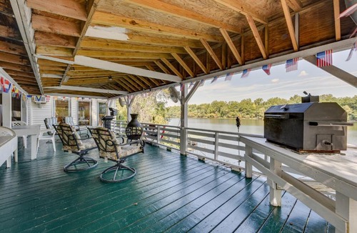 Jonesville House | Dog-Friendly Home on Black River Lake w/Boat Dock