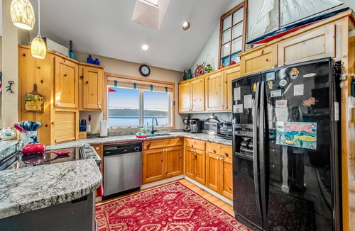 Camano Island House | Dog-friendly home with a great deck, ocean view & firepit on beachfront lawn