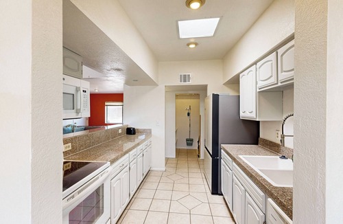 Sierra Vista House | Dog-Friendly Home w/Fenced Yard in Sierra Vista!