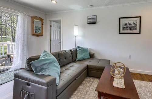 Valois House | Dog-Friendly Home w/Dock & Views on Waneta Lake!
