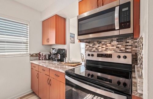 Silver Springs Shores House | Dog-Friendly Home w/Patio, Grill + Fire Pit!
