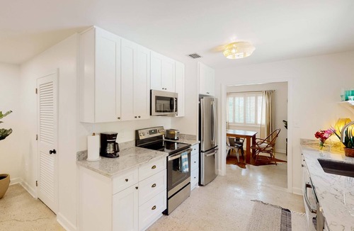 Pensacola House | Dog-friendly home with pool, patio, full kitchen, & W/D - in a great location