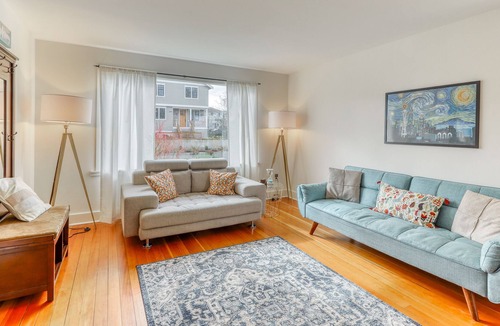 Green Lake House | Dog-friendly home with gas grill, cable, WiFi, & streaming services