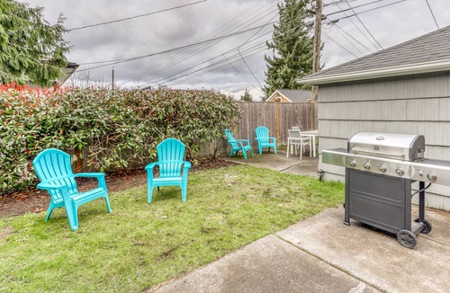 Green Lake House | Dog-friendly home with gas grill, cable, WiFi, & streaming services