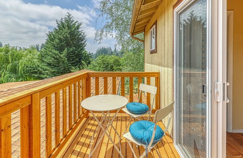 Covington House | Dog-friendly house & studio w/ a deck, private hot tub, firepit, & large yard