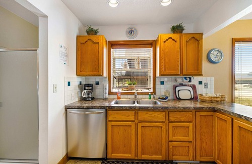 Kiwanda Shores House | Dog Friendly House with Ocean Views Hot Tub Arcade Machine and Easy Beach Access