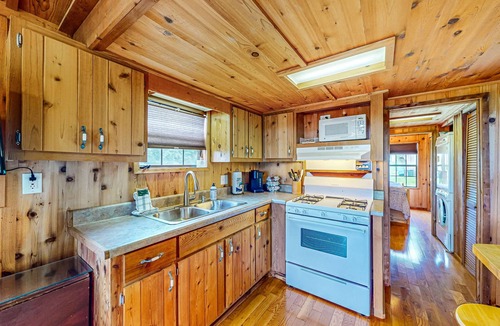 Hector House | Dog-friendly houses close to Seneca Lake with firepit, deck, & washer/dryer