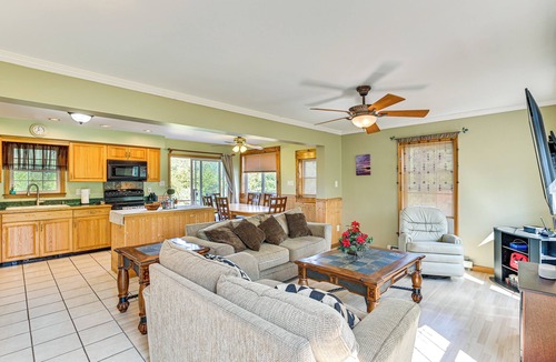 Lake George House | Dog-Friendly Lake George Home: 3 Mi to Beach!