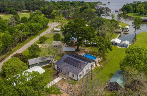 Tool House | Dog-friendly lakeside with pool, firepit & dock