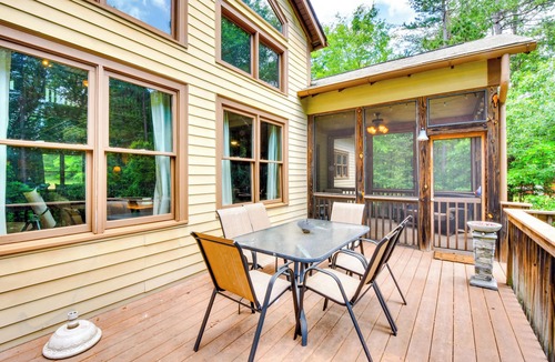 Gumlog House | Dog-Friendly Lavonia Home w/Dock & Lake Access
