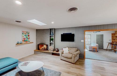 Lubbock House | Dog-Friendly Lubbock Home w/Backyard