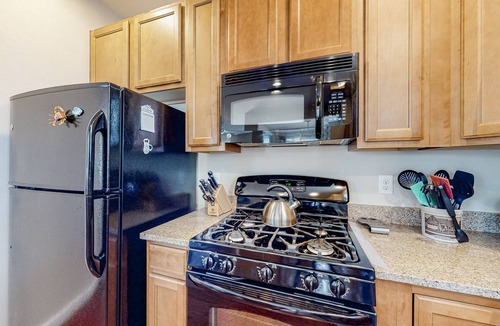 Millville House | Dog-friendly Millville by the Sea home with large yard, porch, grill, AC, & WiFi