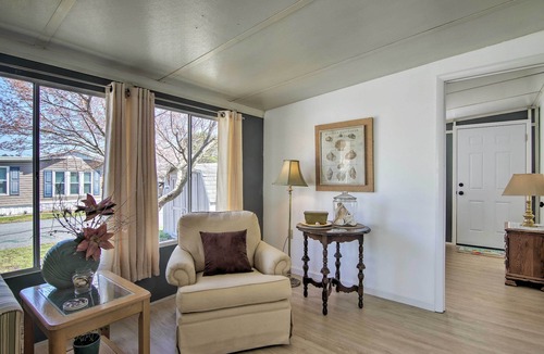 Ocean Pines House | Dog Friendly! Ocean Pines 'Crabby Cottage'