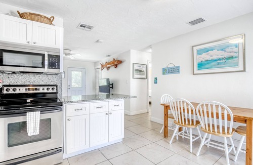 Layton Cabin | Dog-Friendly, Oceanfront Duplex with Private Beach Access & Dock