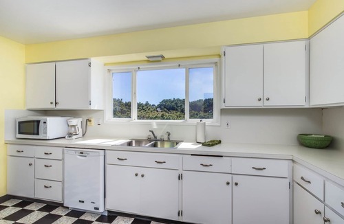 Bandon House | Dog-friendly oceanfront home w/beach access, deck-minutes from town-EV Charger