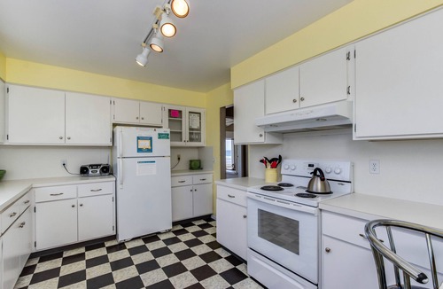 Bandon House | Dog-friendly oceanfront home w/beach access, deck-minutes from town-EV Charger