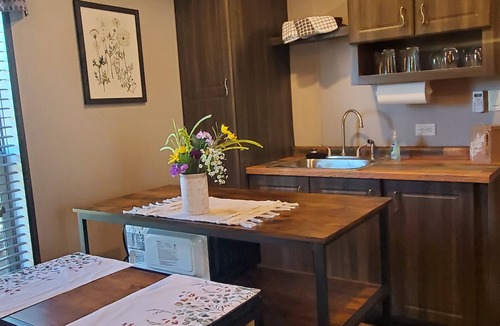 Concho Bed & Breakfast | Dog friendly peaceful retreat for 2