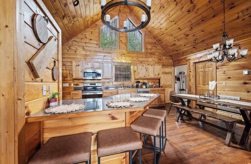 Wears Valley Cabin | Dog Friendly, Pool Table, Game Room, Hot Tub