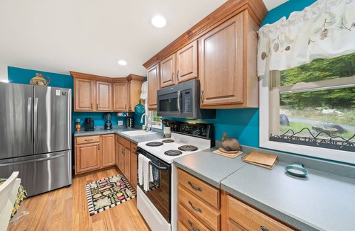 Warrensburg House | Dog-friendly riverfront house on 3 acres with private dock & deck - near skiing