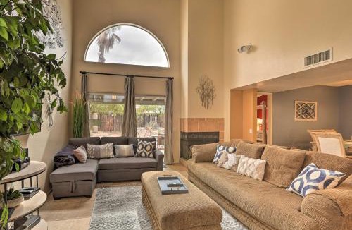 Casas Adobes House | Dog-Friendly Tucson Home w/Patio & Hot Tub