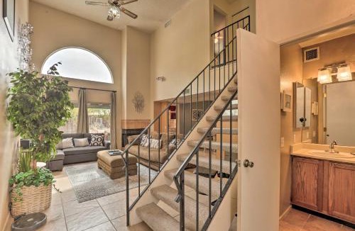Casas Adobes House | Dog-Friendly Tucson Home w/Patio & Hot Tub