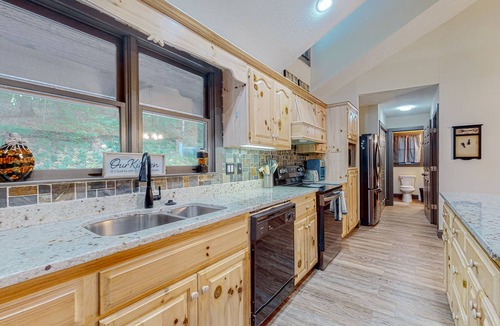 Young Harris Cabin | Dog Friendly waterfront cabin with, fireplace, pool table, grill & firepit