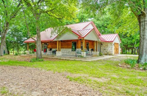 Wills Point House | Dog-Friendly Wills Point Home w/Grill on 10 Acres