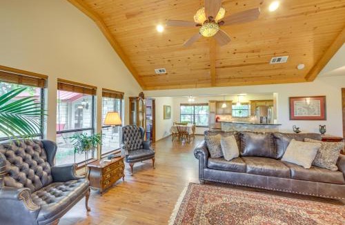 Wills Point House | Dog-Friendly Wills Point Home w/Grill on 10 Acres