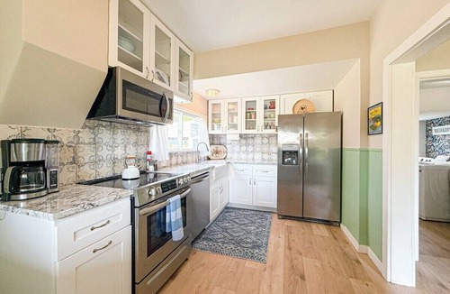 Carlton House | Dog-Friendly Wine Country Stay w/Firepit & AC