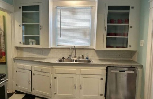 North Little Rock House | Dog Town Pride Cottage