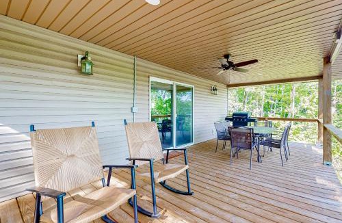 Flat Hollow Marina House | Dog Welcome Waterfront Home Sleeps 12 Firepit