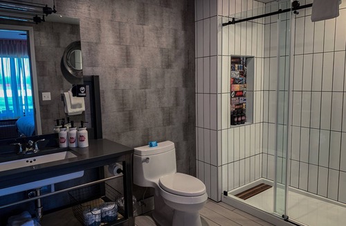 Canal Winchester Hotel | DogHouse Columbus