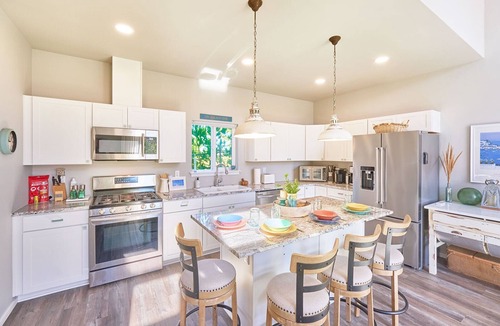 Ocean Park House | Dogs Ok, Modern, BBQ, Fire Pit, Serene (Highlands)
