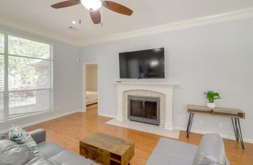 George Bush Park/Eldridge House | Dogs Welcome, Fenced Yard: Richmond Retreat!