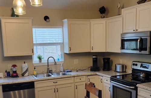 Stockton Cottage | Dogwood Cottage