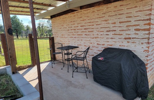 Sonoita House | Dogwood Flats - A cozy guest house in the oak trees!