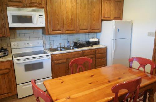 Mineola House | Dogwood Springs Lodgings