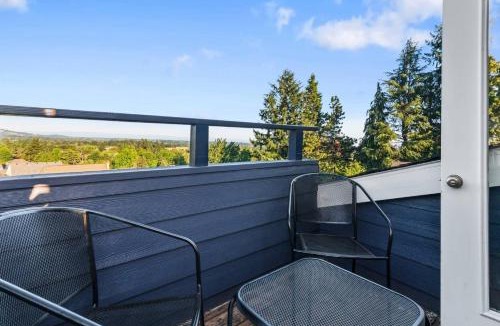 Dundee House | Dogwood Villa
