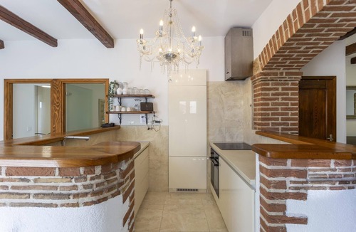 Mugeba Apartment | Dolce Vita Apartment 1 with Heated Private Pool