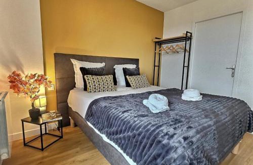 Chelles Apartment | Dolce Vita II - DisneyLand & Paris - 5 mins to Train Station