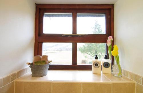 Tywyn House | Dolffanog Fawr