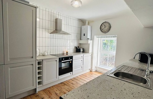 Dolgellau Apartment | Dolgellau Grand Heights Apt