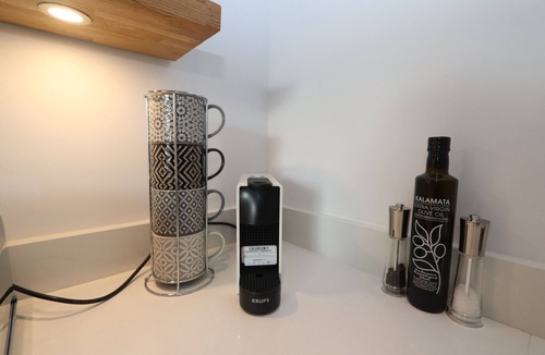 Dollar Apartment | Dollar Apartments at 41