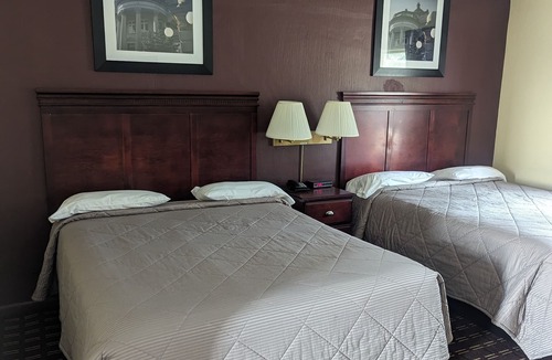 Somerset Hotel | Dollar Inn