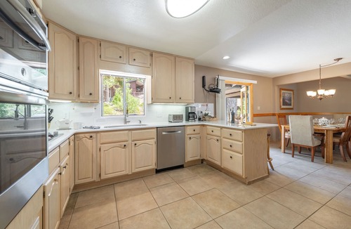 Lake Forest House | Dollar Point - Dog OK - Lakeview - Hot Tub