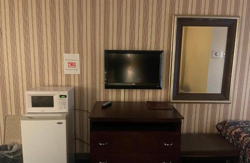 Albion Hotel | Dollinger's Motor Inn
