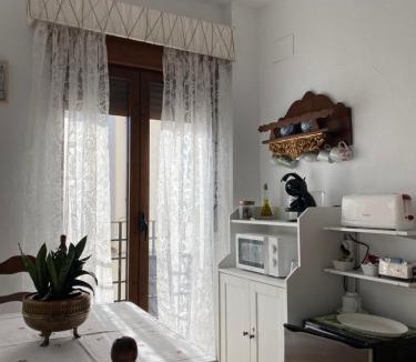 Alarcon Bed & Breakfast | Dolly Baby