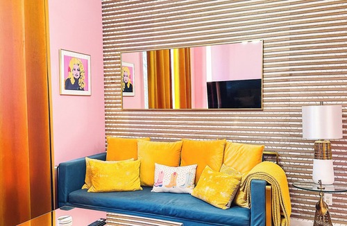 North Nashville Apartment | Dolly's Art Deco: Luxe Stay Near Broadway